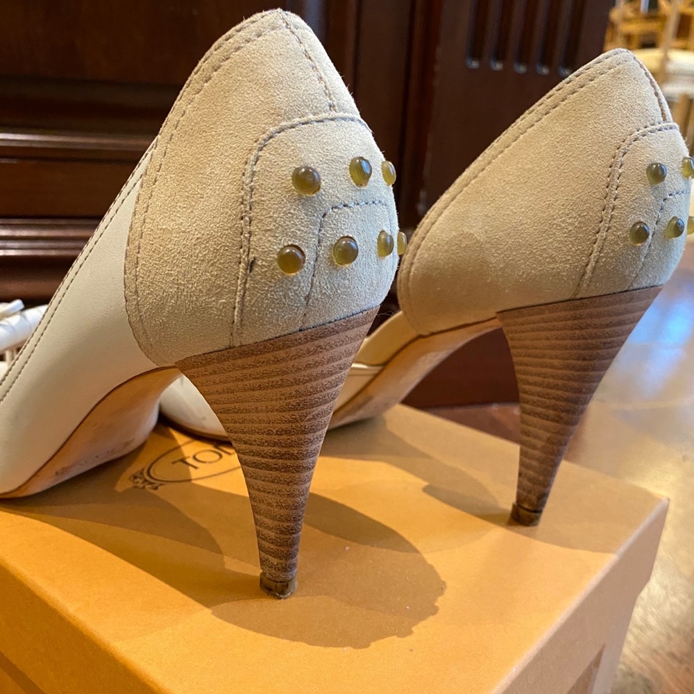 TODS Ivory/ beige 2 Tone Open Toe Heel w/ box 39 - Picture 5 of 10